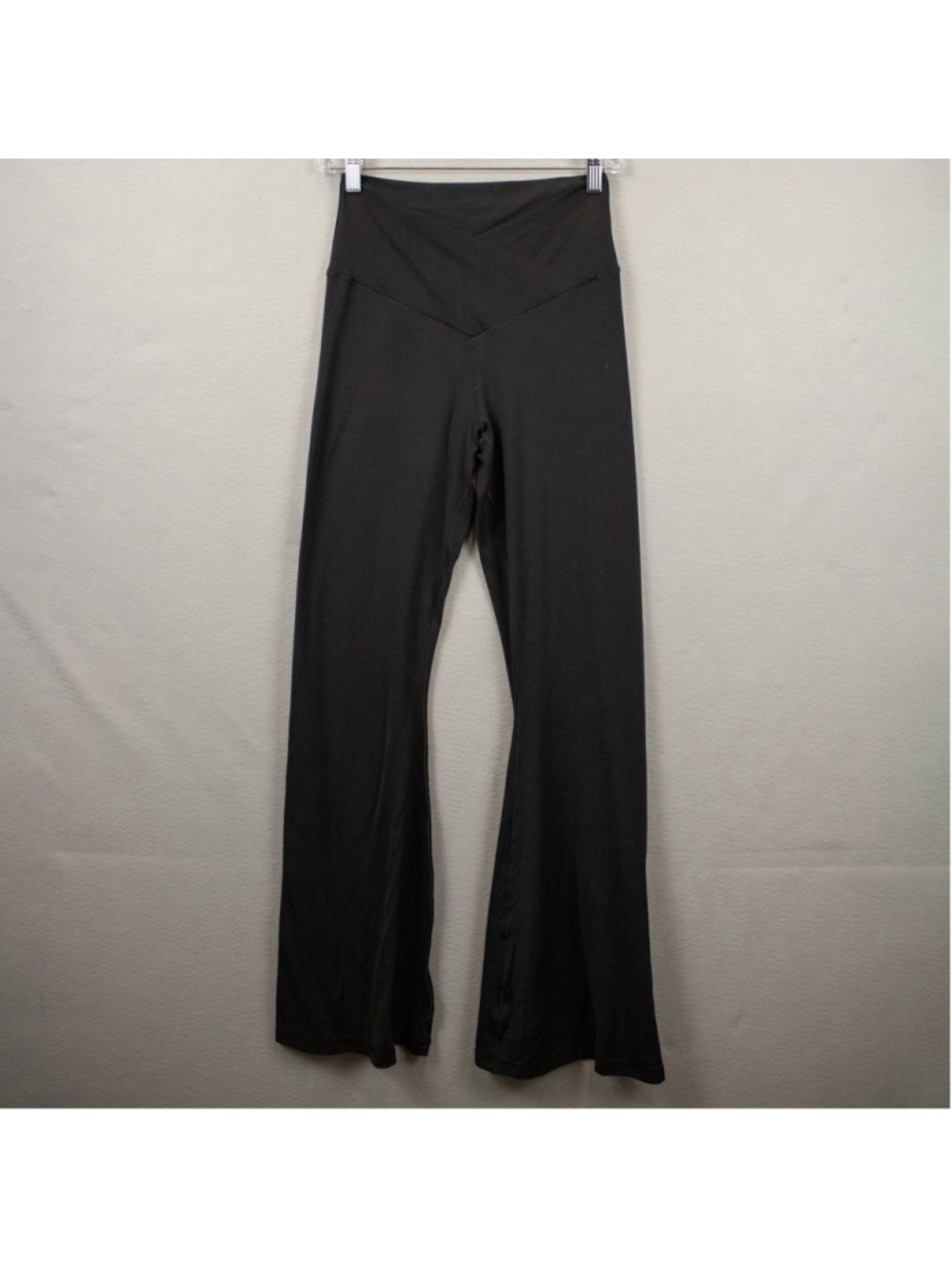 Offline by Aerie Real Me flare hi rise black leggings-L